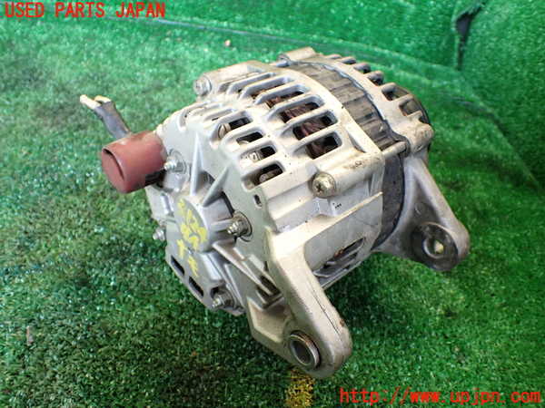 5UPJ-31246015]ビッグホーン(UBS73GW)オルタネーター(ダイナモ) 中古_m0002.jpg
