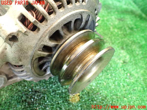 5UPJ-31246015]ビッグホーン(UBS73GW)オルタネーター(ダイナモ) 中古_m0003.jpg