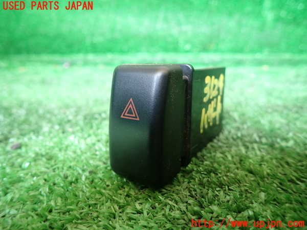 5UPJ-31246290]ビッグホーン(UBS73GW)ハザードスイッチ 中古_m0001.jpg