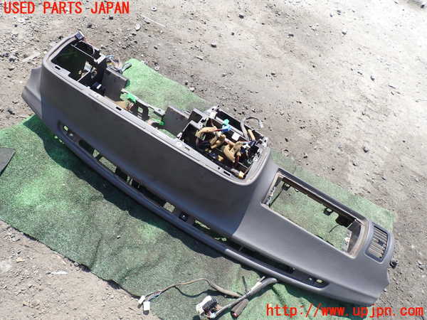 1UPJ-31247505]ビッグホーン(UBS73GW)ダッシュボード 中古_m0003.jpg