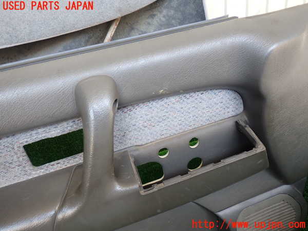 1UPJ-31241264]ビッグホーン(UBS73GW)左前ドア内張り 中古_m0002.jpg
