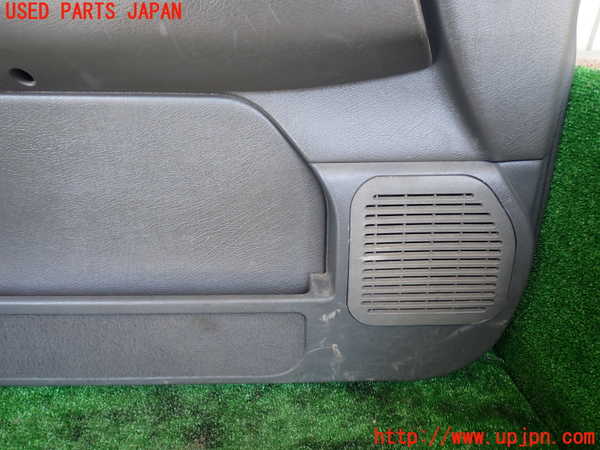 1UPJ-31241264]ビッグホーン(UBS73GW)左前ドア内張り 中古_m0003.jpg