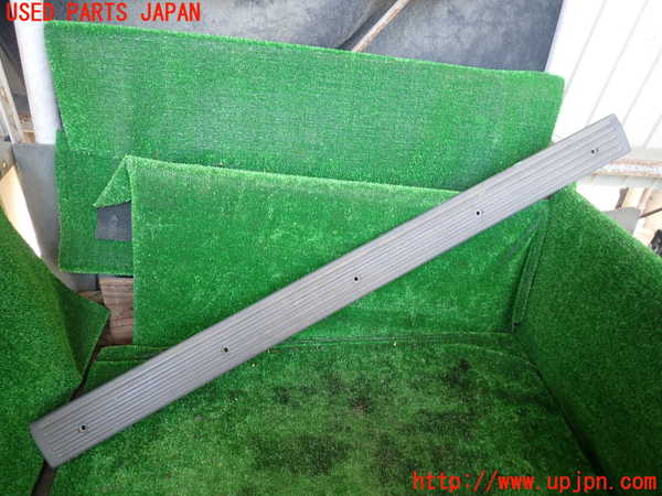 1UPJ-31247771]ビッグホーン(UBS73GW)ラゲッジトレイ1 中古_m0001.jpg