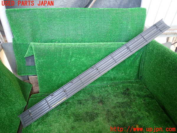 1UPJ-31247771]ビッグホーン(UBS73GW)ラゲッジトレイ1 中古_m0002.jpg