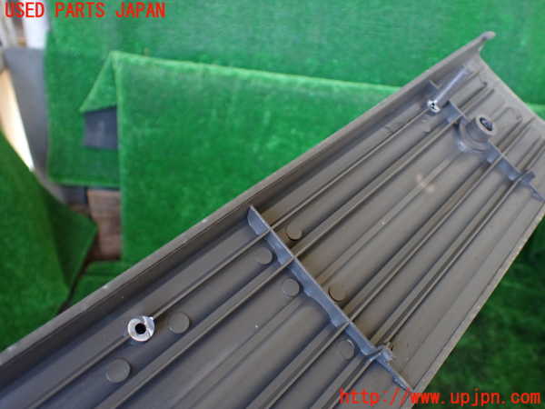 1UPJ-31247771]ビッグホーン(UBS73GW)ラゲッジトレイ1 中古_m0003.jpg