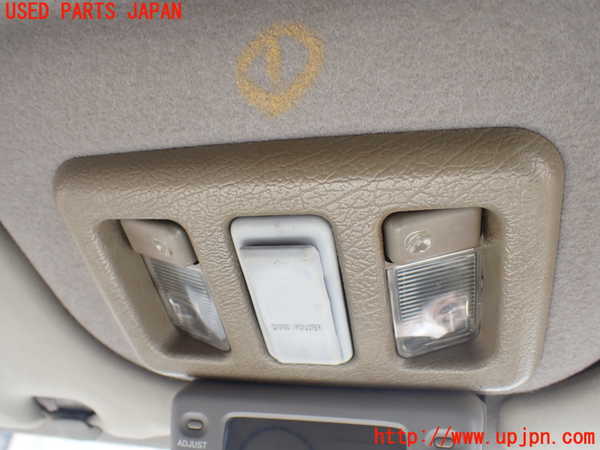 5UPJ-31246411]ビッグホーン(UBS73GW)ルームランプ1 (１列目) 中古_m0001.jpg