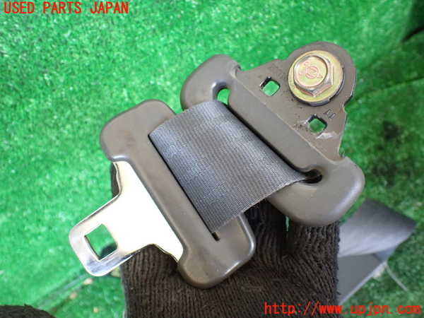 1UPJ-31247045]ビッグホーン(UBS73GW)運転席シートベルト 中古_m0002.jpg
