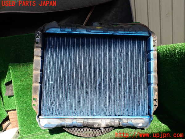 1UPJ-31252321]三菱ジープ(J58)ラジエーター1 中古_m0001.jpg