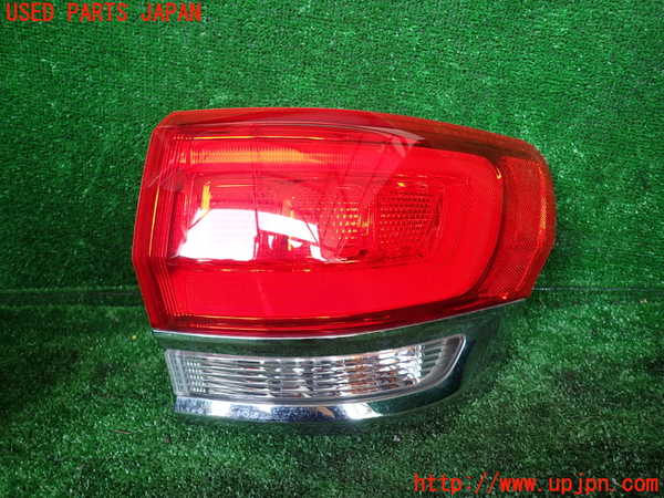 1UPJ-31261530]ジープ・グランドチェロキー(WK36T)右テールランプ 中古_m0001.jpg