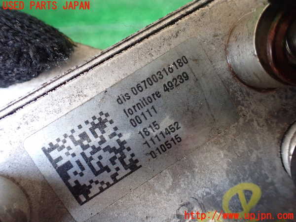 1UPJ-31272481]マセラティ・クアトロポルテ(MQP30A)オイルクーラー1 中古_m0003.jpg