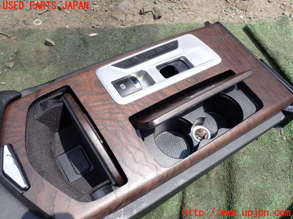 1UPJ-31277540]マセラティ・クアトロポルテ(MQP30A)センターコンソール 中古_m0002.jpg