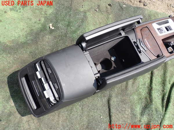 1UPJ-31277540]マセラティ・クアトロポルテ(MQP30A)センターコンソール 中古_m0004.jpg