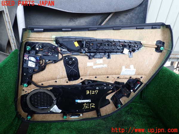 1UPJ-31271324]マセラティ・クアトロポルテ(MQP30A)左後ドア内張り 中古_m0004.jpg