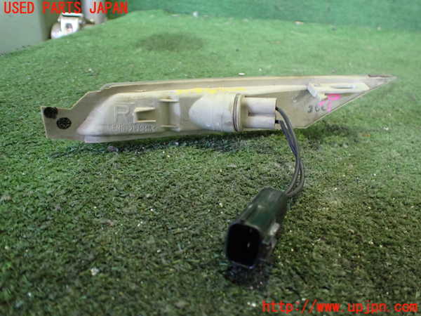 2UPJ-31281160]RX-8(SE3P)右ウィンカーレンズ 中古_m0003.jpg