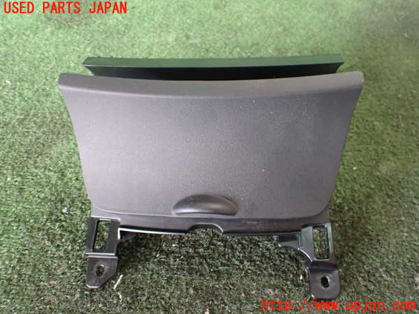 2UPJ-31287821]RX-8(SE3P)灰皿1 中古_m0001.jpg