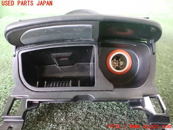 2UPJ-31287821]RX-8(SE3P)灰皿1 中古_m0002.jpg