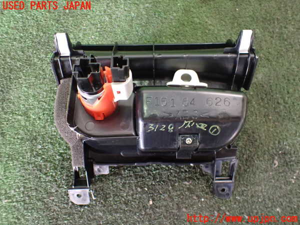 2UPJ-31287821]RX-8(SE3P)灰皿1 中古_m0003.jpg