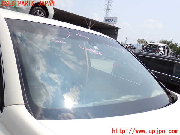 2UPJ-31291195]ポルシェ・カイエン ターボ(9PAM4851A)フロントガラス (43R-001586 M1244) 中古_m0002.jpg