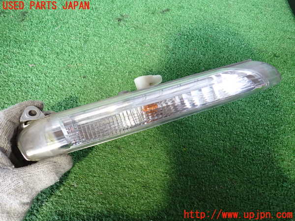 2UPJ-31291160]ポルシェ・カイエン ターボ(9PAM4851A)右ウィンカーレンズ 中古_m0002.jpg