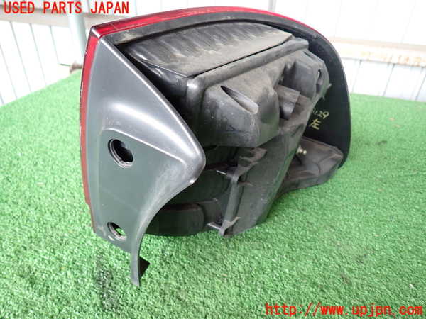 2UPJ-31291536]ポルシェ・カイエン ターボ(9PAM4851A)左テールランプ 中古_m0002.jpg