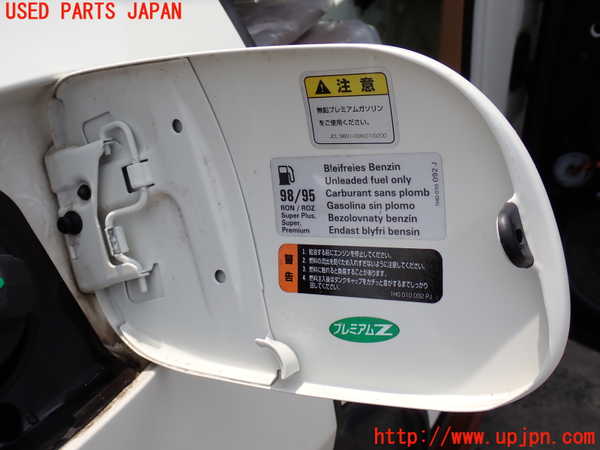 2UPJ-31291690]ポルシェ・カイエン ターボ(9PAM4851A)フューエルリッド 中古_m0002.jpg