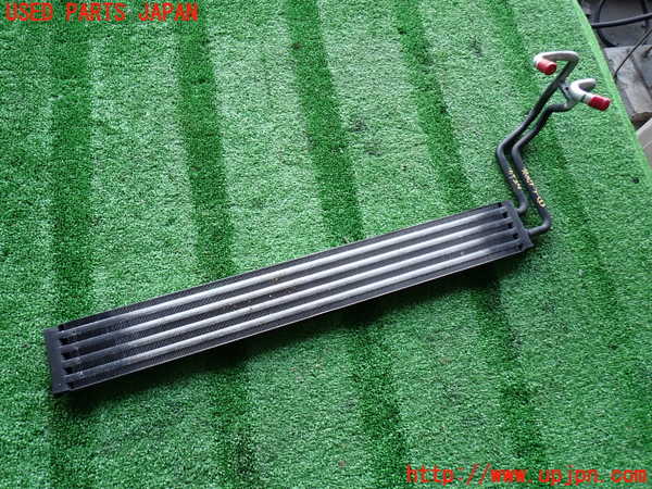 2UPJ-31292481]ポルシェ・カイエン ターボ(9PAM4851A)オイルクーラー1 中古_m0001.jpg