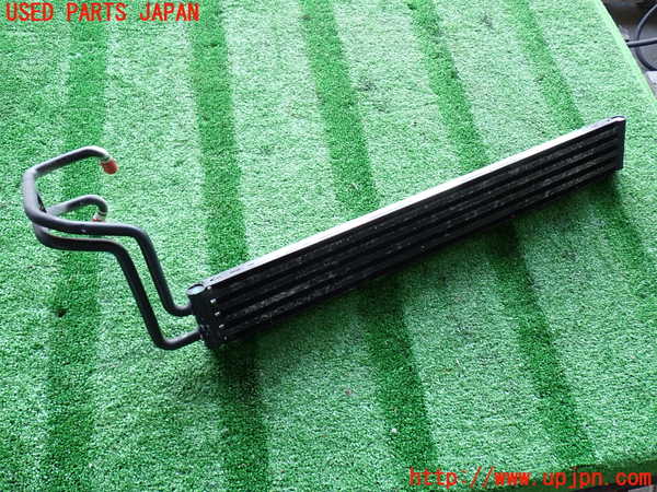 2UPJ-31292481]ポルシェ・カイエン ターボ(9PAM4851A)オイルクーラー1 中古_m0003.jpg