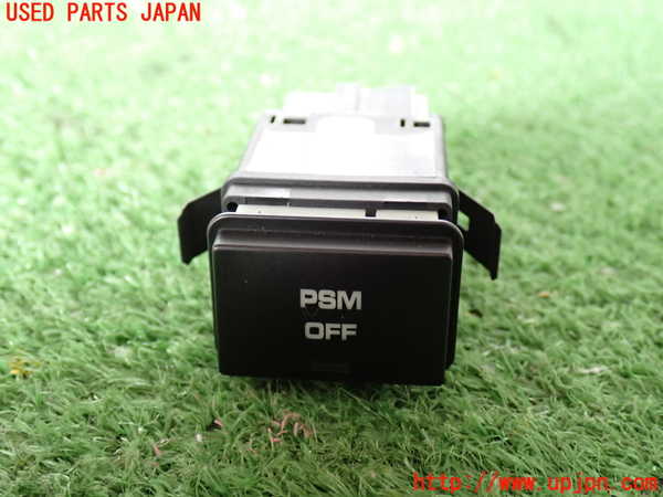 2UPJ-31296309]ポルシェ・カイエン ターボ(9PAM4851A)スイッチ4 (PSMOFF) 中古_m0001.jpg