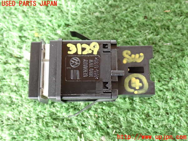 2UPJ-31296309]ポルシェ・カイエン ターボ(9PAM4851A)スイッチ4 (PSMOFF) 中古_m0002.jpg