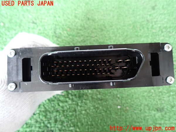 2UPJ-31296115]ポルシェ・カイエン ターボ(9PAM4851A)ミッションコンピューター 中古_m0002.jpg