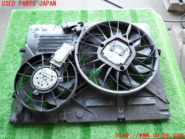 2UPJ-31296836]ポルシェ・カイエン ターボ(9PAM4851A)電動ファン1 中古_m0001.jpg