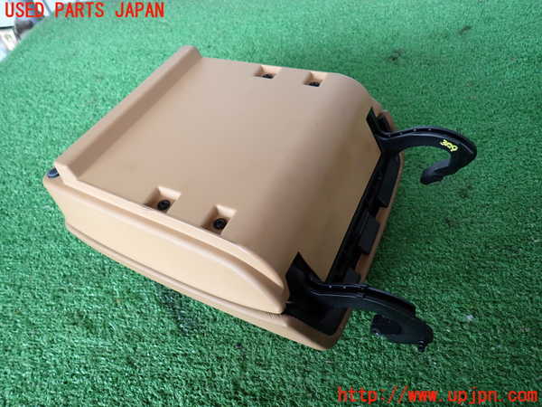 2UPJ-31297549]ポルシェ・カイエン ターボ(9PAM4851A)コンソール 中古_m0003.jpg