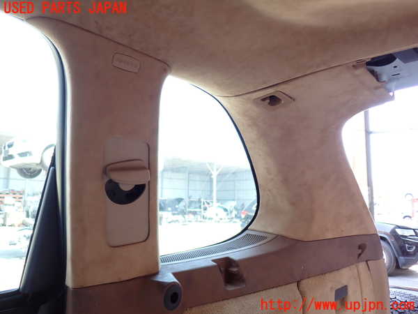 2UPJ-31297675]ポルシェ・カイエン ターボ(9PAM4851A)右リアピラートリム 中古_m0002.jpg