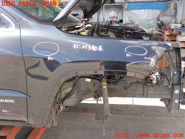 2UPJ-31301080]ジープ・グランドチェロキー(WK36T)右前フェンダー 中古_m0001.jpg
