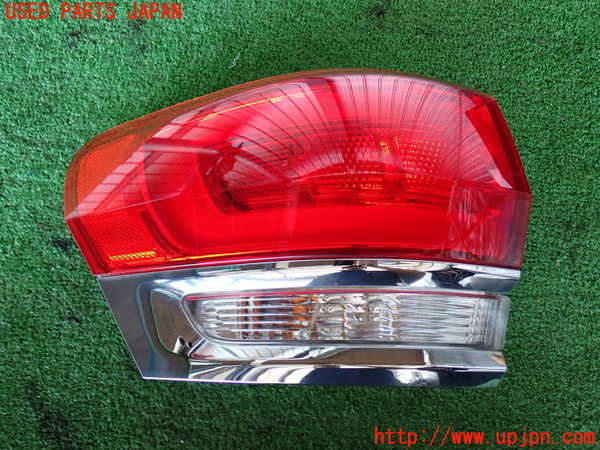 2UPJ-31301536]ジープ・グランドチェロキー(WK36T)左テールランプ 中古_m0001.jpg