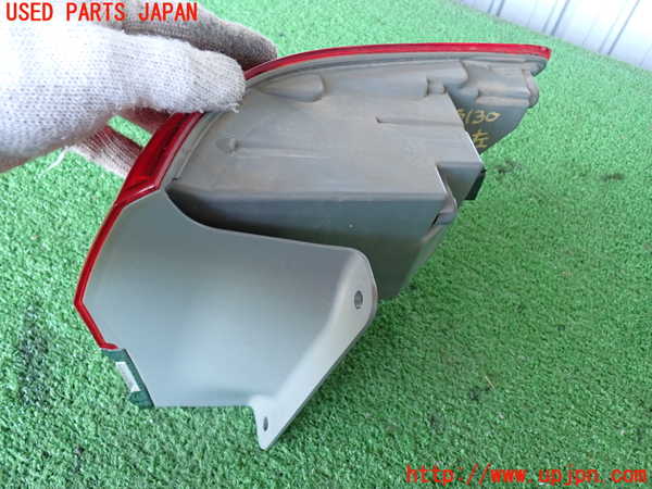 2UPJ-31301536]ジープ・グランドチェロキー(WK36T)左テールランプ 中古_m0002.jpg