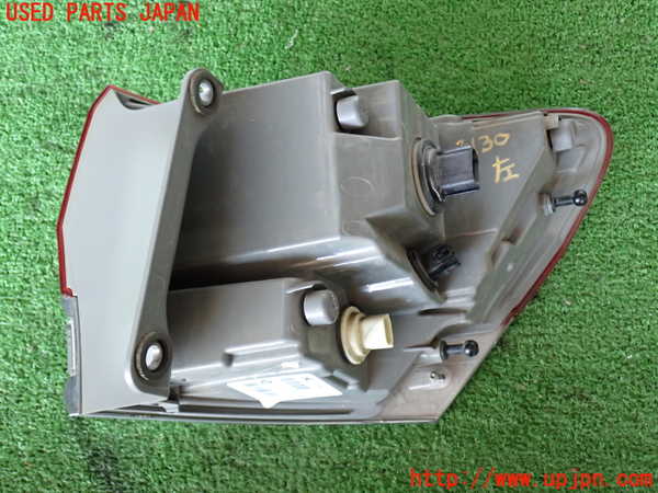 2UPJ-31301536]ジープ・グランドチェロキー(WK36T)左テールランプ 中古_m0004.jpg