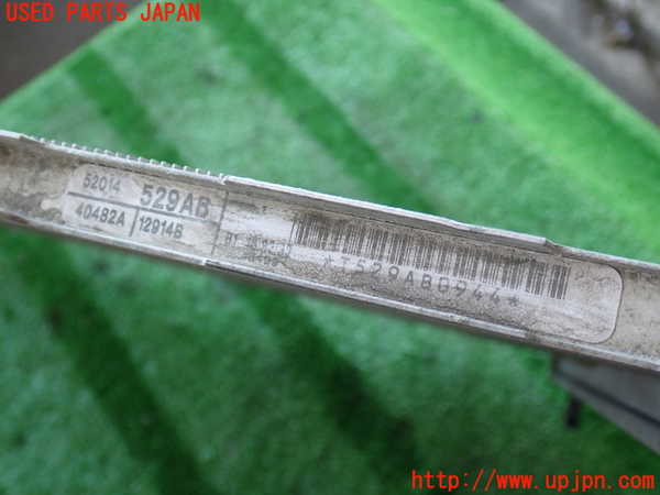 2UPJ-31302321]ジープ・グランドチェロキー(WK36T)ラジエーター1 中古_m0002.jpg