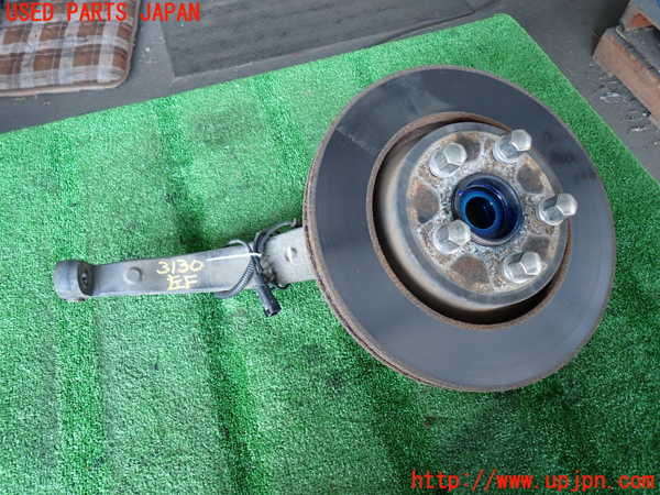 2UPJ-31304295]ジープ・グランドチェロキー(WK36T)左フロントナックルハブ 中古_m0001.jpg