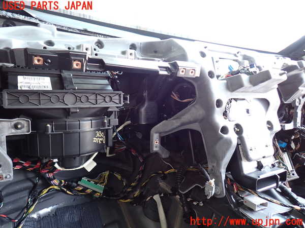2UPJ-31306081]ジープ・グランドチェロキー(WK36T)エバポレーター1 中古_m0001.jpg