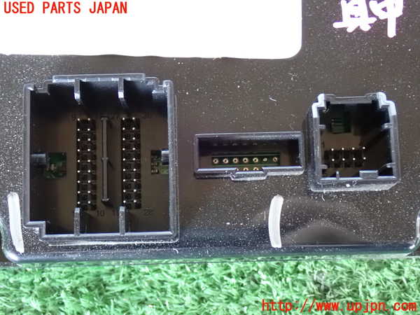 2UPJ-31306146]ジープ・グランドチェロキー(WK36T)コンピューター1 中古_m0003.jpg