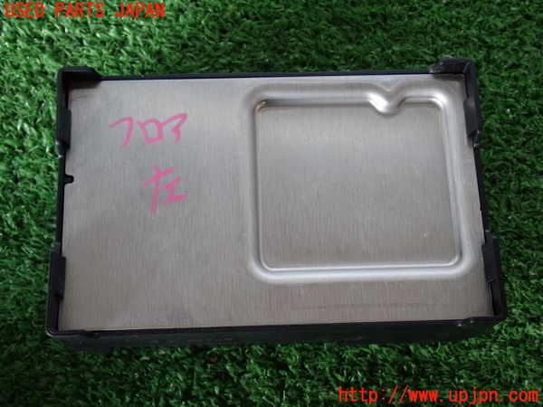2UPJ-31306147]ジープ・グランドチェロキー(WK36T)コンピューター2 中古_m0003.jpg