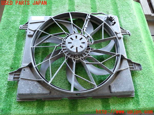 2UPJ-31306836]ジープ・グランドチェロキー(WK36T)電動ファン1 中古_m0001.jpg