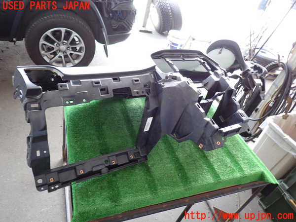 2UPJ-31307505]ジープ・グランドチェロキー(WK36T)ダッシュボード 中古_m0001.jpg