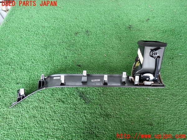 2UPJ-31307527]ジープ・グランドチェロキー(WK36T)エアコン吹き出し口2 (左) 中古_m0003.jpg
