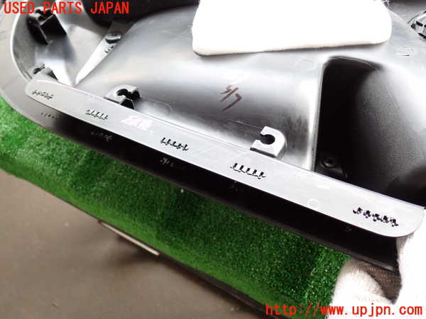 2UPJ-31301234]ジープ・グランドチェロキー(WK36T)右前ドア内張り 中古_m0004.jpg
