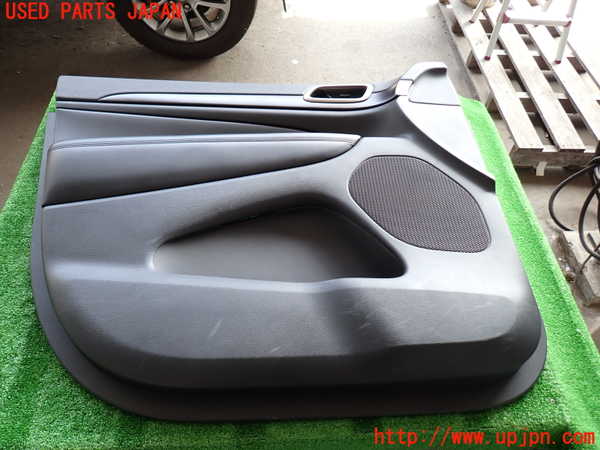 2UPJ-31301264]ジープ・グランドチェロキー(WK36T)左前ドア内張り 中古_m0001.jpg