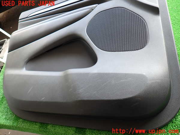 2UPJ-31301264]ジープ・グランドチェロキー(WK36T)左前ドア内張り 中古_m0002.jpg