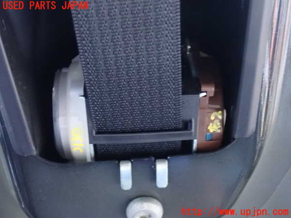 2UPJ-31307155]ジープ・グランドチェロキー(WK36T)右2列目シートベルト 中古_m0002.jpg