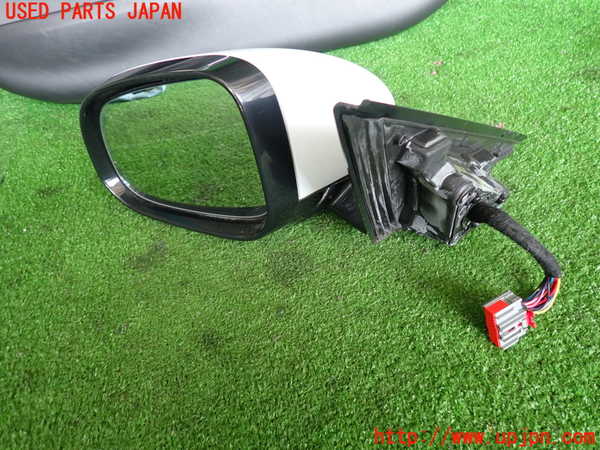 2UPJ-31311212]ジャガー・XE(JA2XC)左ドアミラー 中古_m0003.jpg